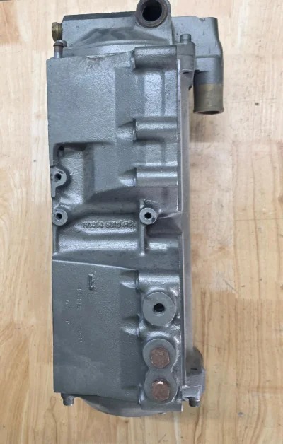 Yanmar 6LY2(A) Intercooler Housing.
This is a intercooler housing for Yanmar 6LYA and 6LY2 series, note that this housing is without using pre-heater glow plugs. Note that this is just the housing without inside Core.