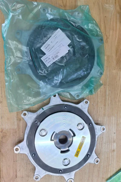 ZF3313316016 6LY series Damper to fit ZF280/ some Velve Drive. CF-R HIGH INERTIA TORSIONAL COUPLING, CFR136 W/EXTRA MASS. DUAL STAGE DAMPER. FITS 6 CYLINDER YANMAR ENGINES.6LY2/6LY3/6LY440