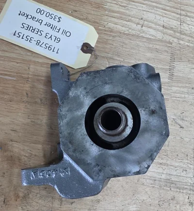 Yanmar 6LY3 Oil filter bracket. This is a “Take Off” oil filter bracket for all YANMAR 6LY3 series engines view 3